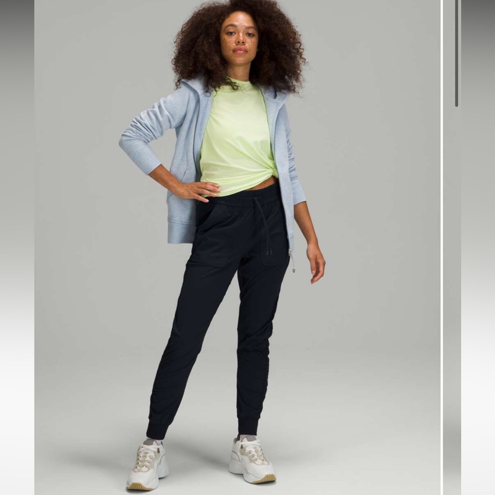 Lululemon Beyond the Studio Jogger in True Navy